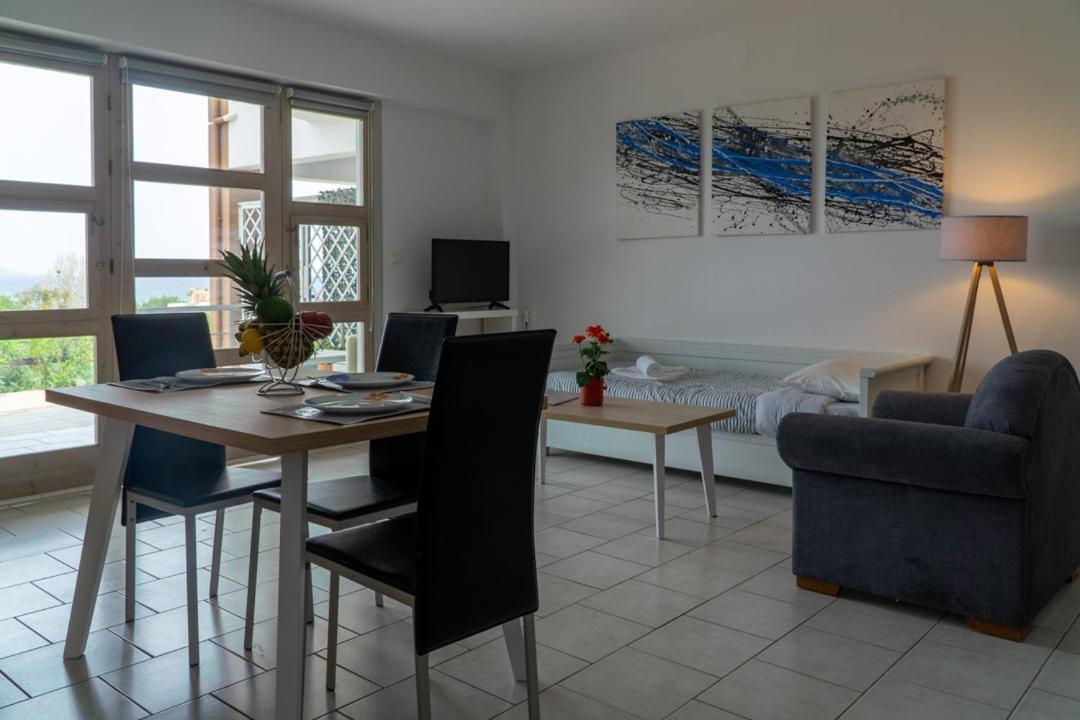 Ben'S Homes Nopigia Eksteriør billede