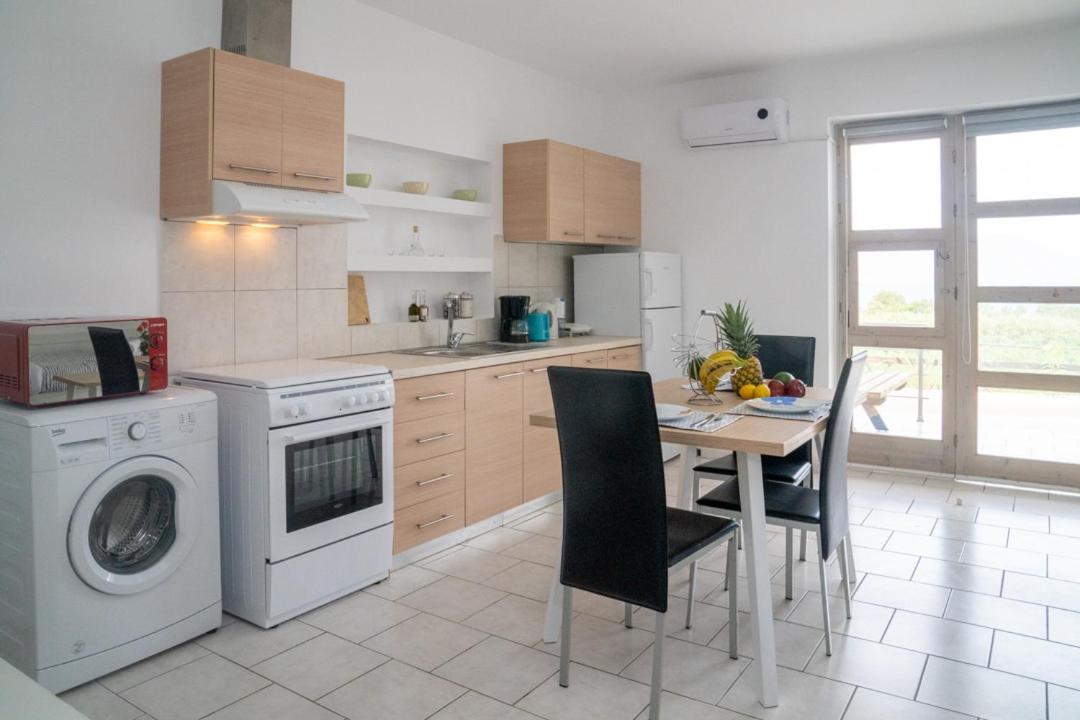 Ben'S Homes Nopigia Eksteriør billede